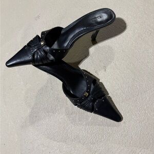 FIONI Black Studded Heels